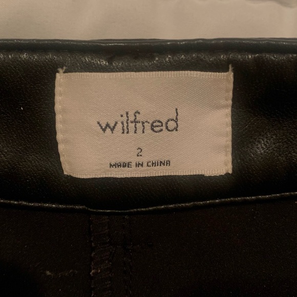 Aritzia wilfred vegan leather cargo pant - Picture 4 of 6